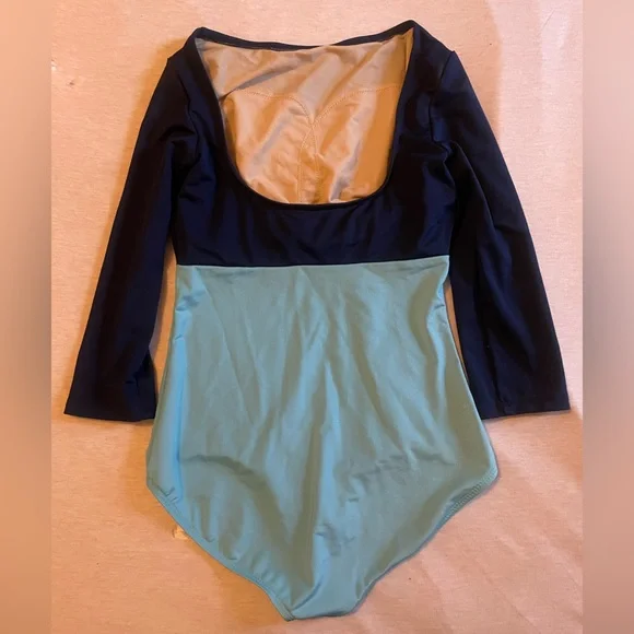 Natalie Dancewear 3/4 Sleeve Colorblock Leotard (Adult S) - Picture 3 of 3